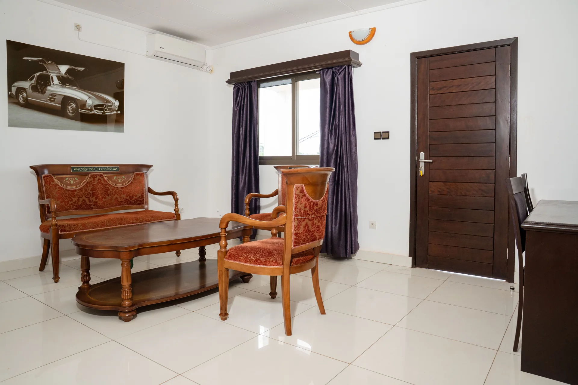 Suite VIP Exécutive Hôtel Jean NKEA